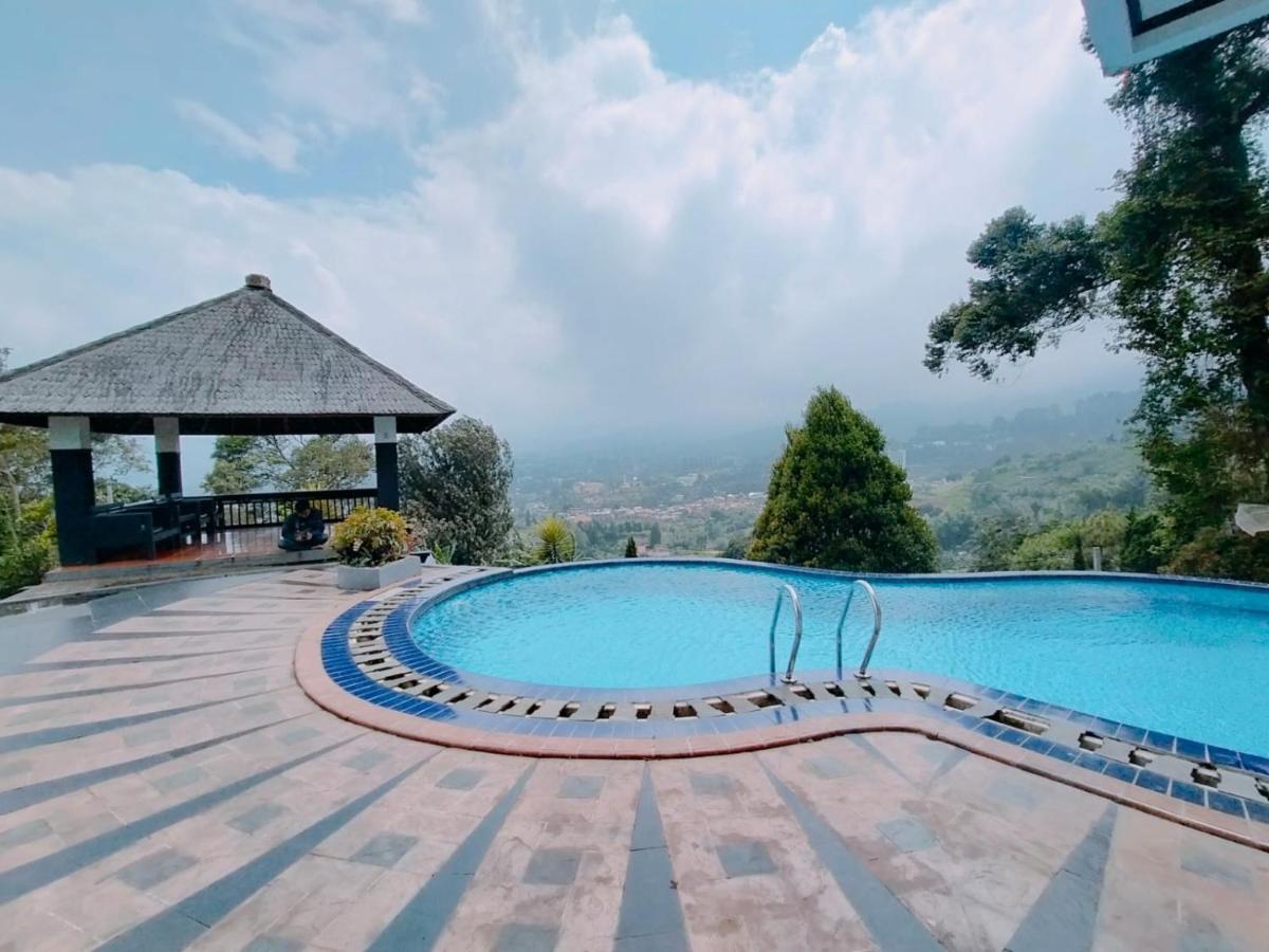 Villa Santika Puncak Pass Cimacan 外观 照片